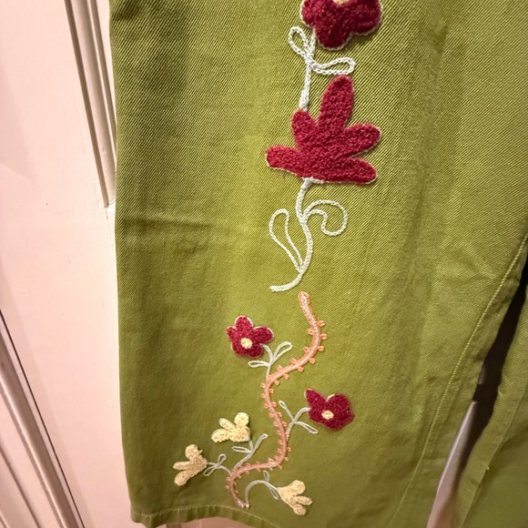Free People We The Free Summer Bloom embroidered Jeans 
Size 32 - Picture 7 of 15